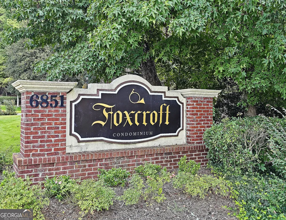 6851 Roswell RD NE Sandy Springs, GA 30328