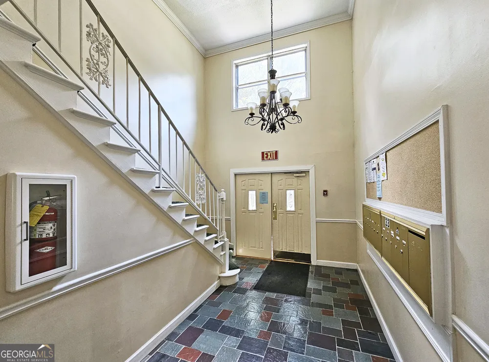 6851 Roswell RD NE Sandy Springs, GA 30328