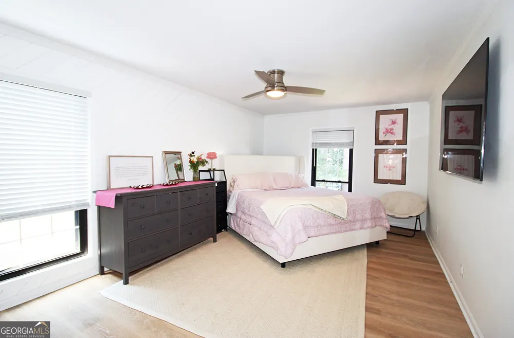 6851 Roswell RD NE Sandy Springs, GA 30328