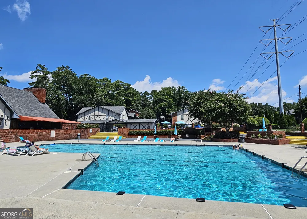 6851 Roswell RD NE Sandy Springs, GA 30328