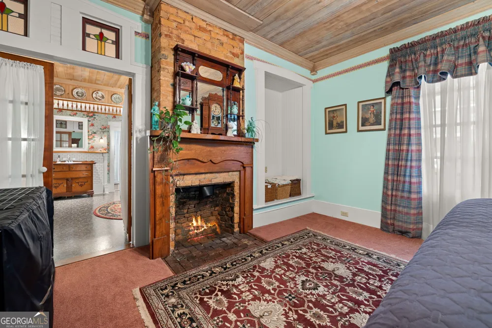 684 Grandview AVE Mount Airy, GA 30563