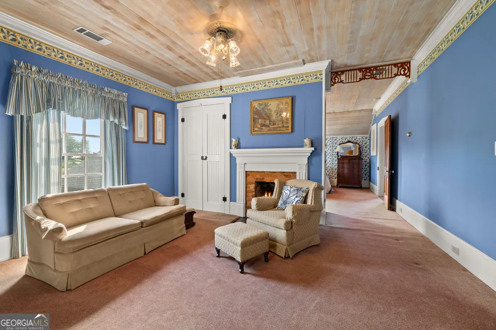 684 Grandview AVE Mount Airy, GA 30563