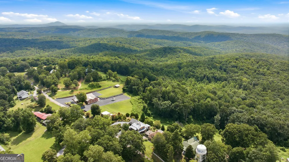 684 Grandview AVE Mount Airy, GA 30563