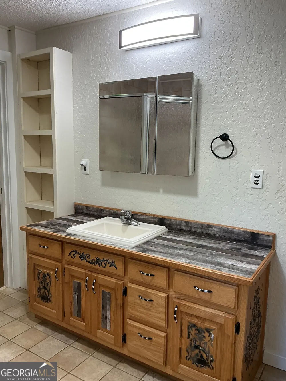 160 Nob Hill RDG Cleveland, GA 30528