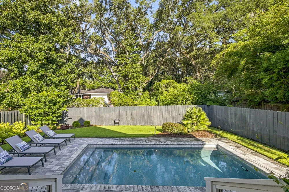 311 Peachtree ST St. Simons, GA 31522