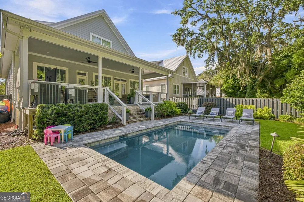 311 Peachtree ST St. Simons, GA 31522