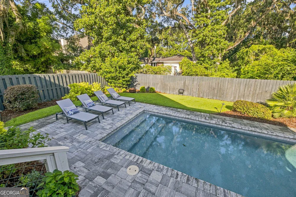 311 Peachtree ST St. Simons, GA 31522