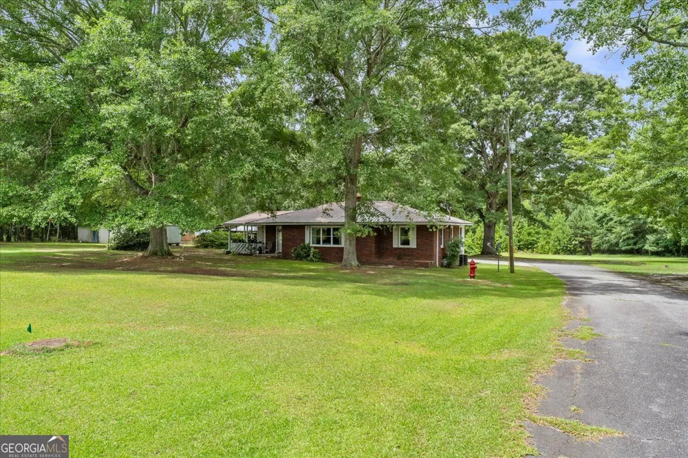 130 Washington ST Tignall, GA 30668