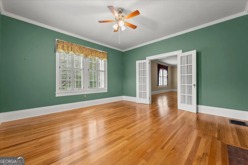 216 S Laurel AVE Greensboro, GA 30642