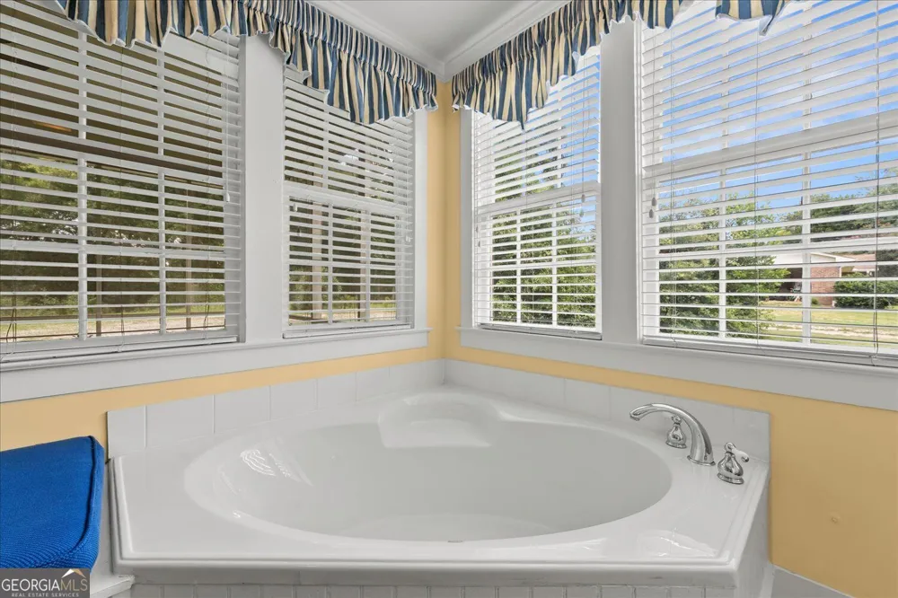 216 S Laurel AVE Greensboro, GA 30642