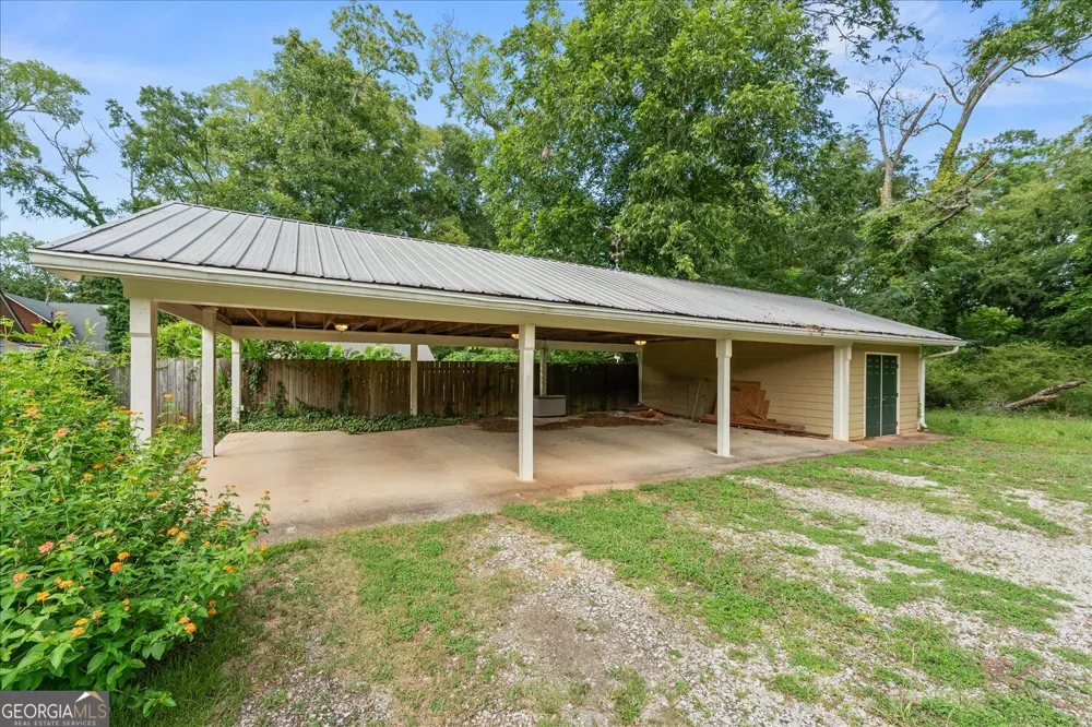 216 S Laurel AVE Greensboro, GA 30642