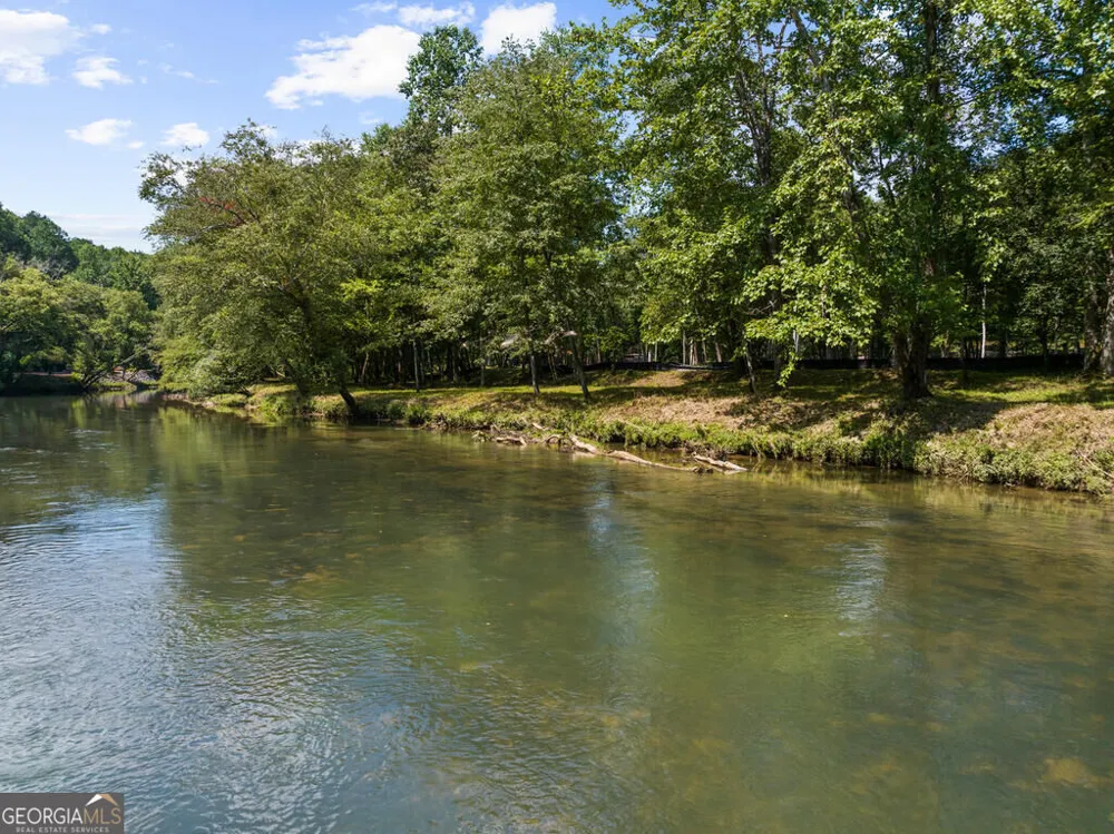 2 Weymans WAY Blue Ridge, GA 30513