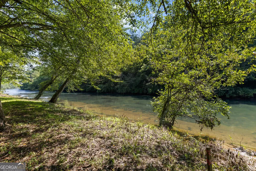 2 Weymans WAY Blue Ridge, GA 30513