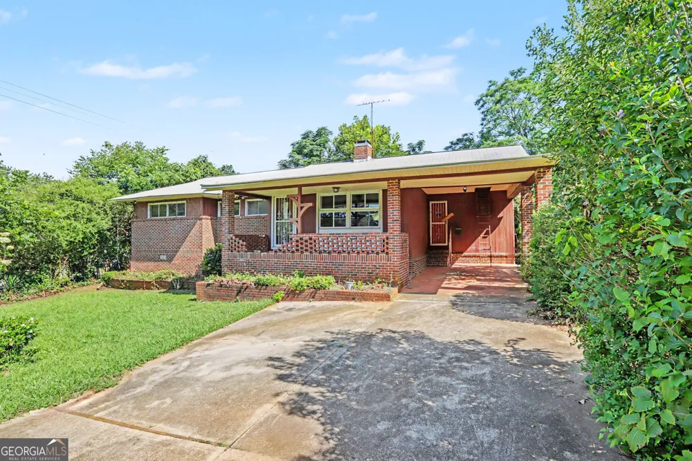 3370 Homera PL Decatur, GA 30032