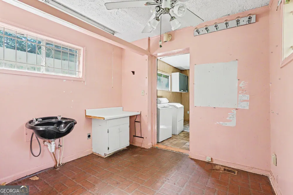 3370 Homera PL Decatur, GA 30032