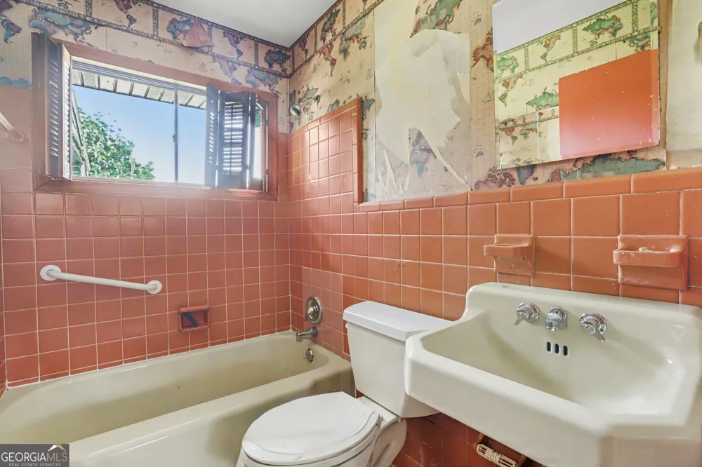 3370 Homera PL Decatur, GA 30032