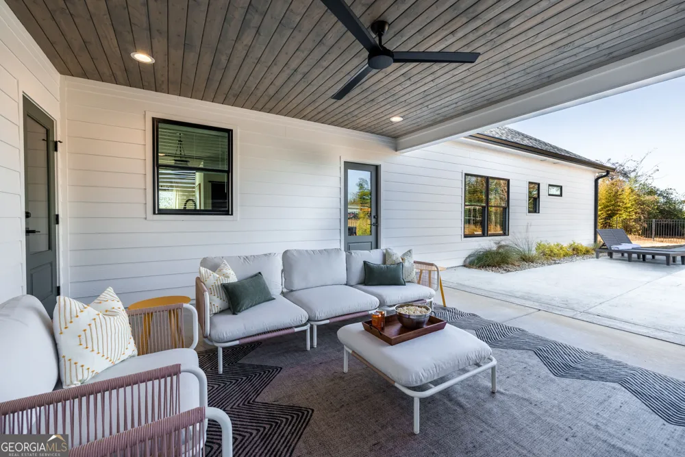 191 Lagrange ST Newnan, GA 30263