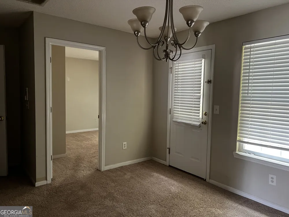 117 Meadow CT Fairburn, GA 30213