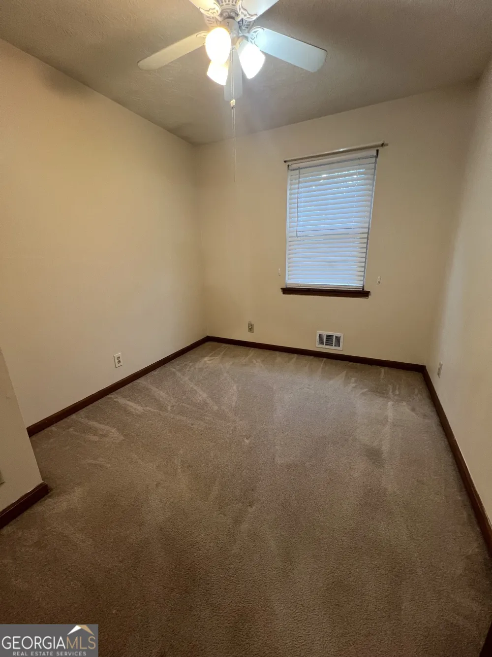 2060 Kimber TRL Stone Mountain, GA 30088