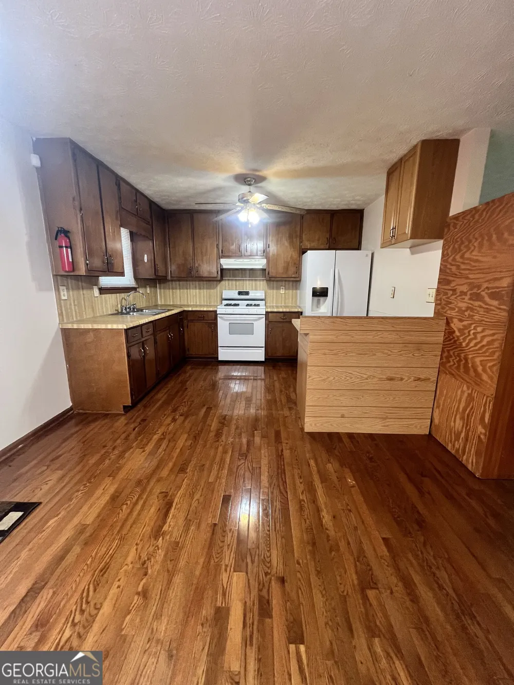 2060 Kimber TRL Stone Mountain, GA 30088