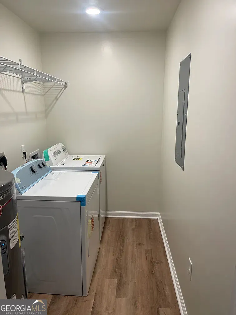 1107/1109 N. Oak ST Valdosta, GA 31601