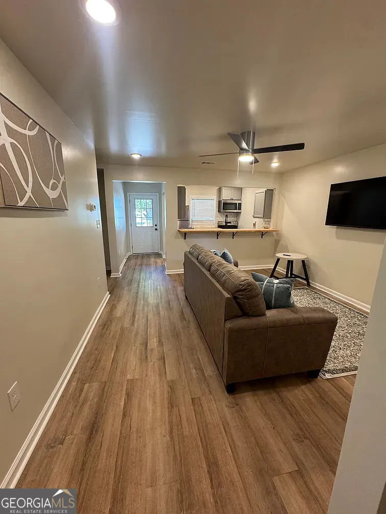 1107/1109 N. Oak ST Valdosta, GA 31601
