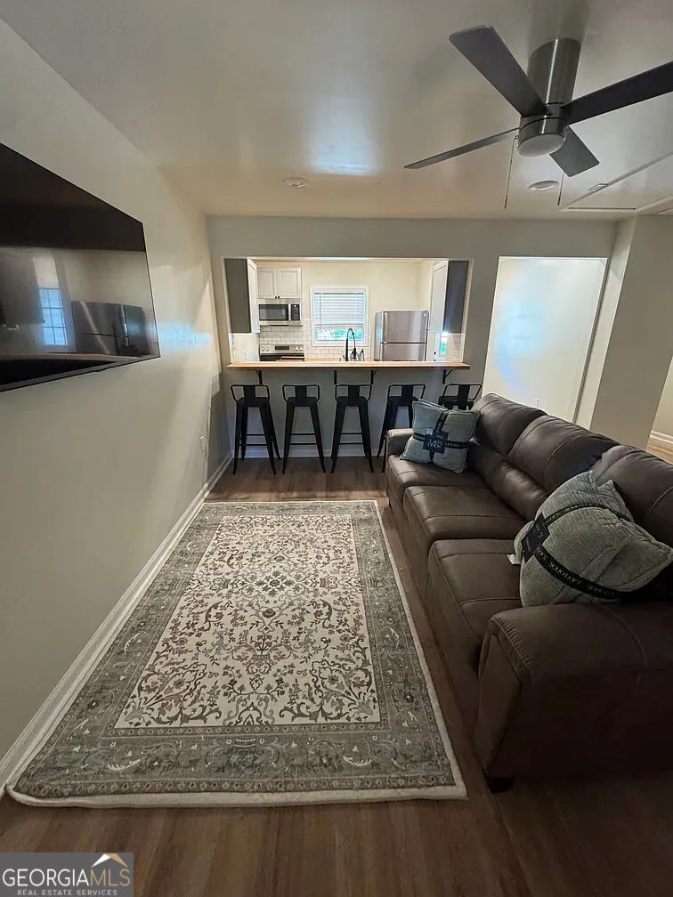 1107/1109 N. Oak ST Valdosta, GA 31601