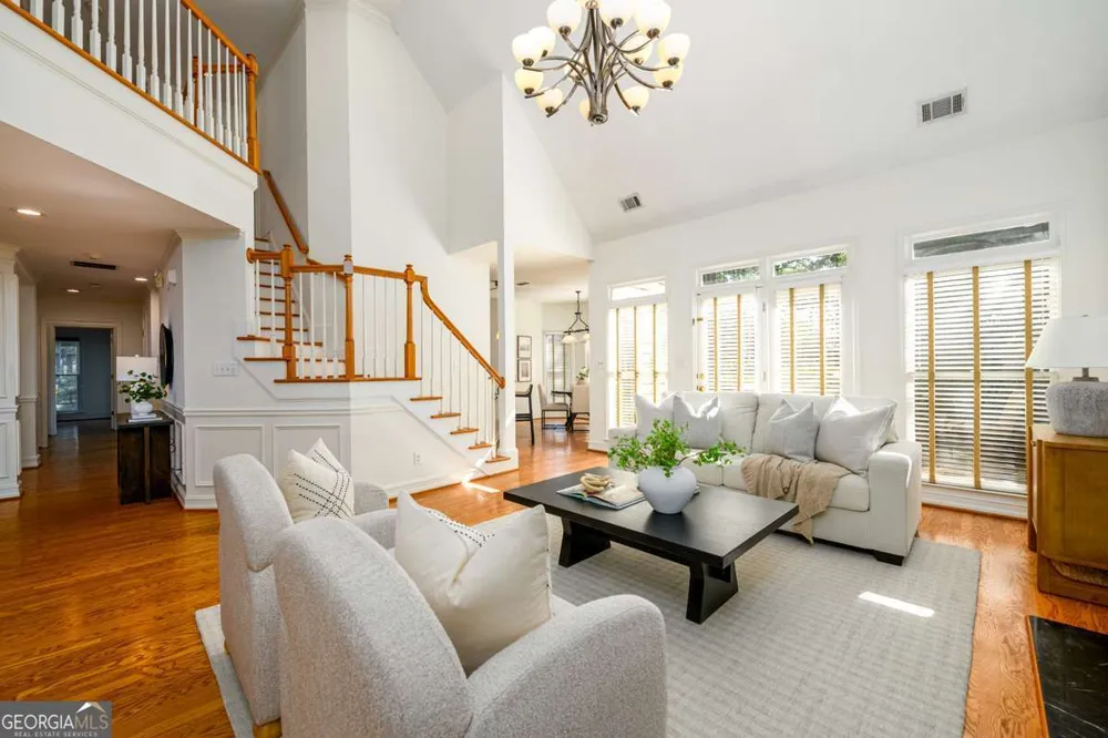 1560 Oak Park CV Decatur, GA 30033