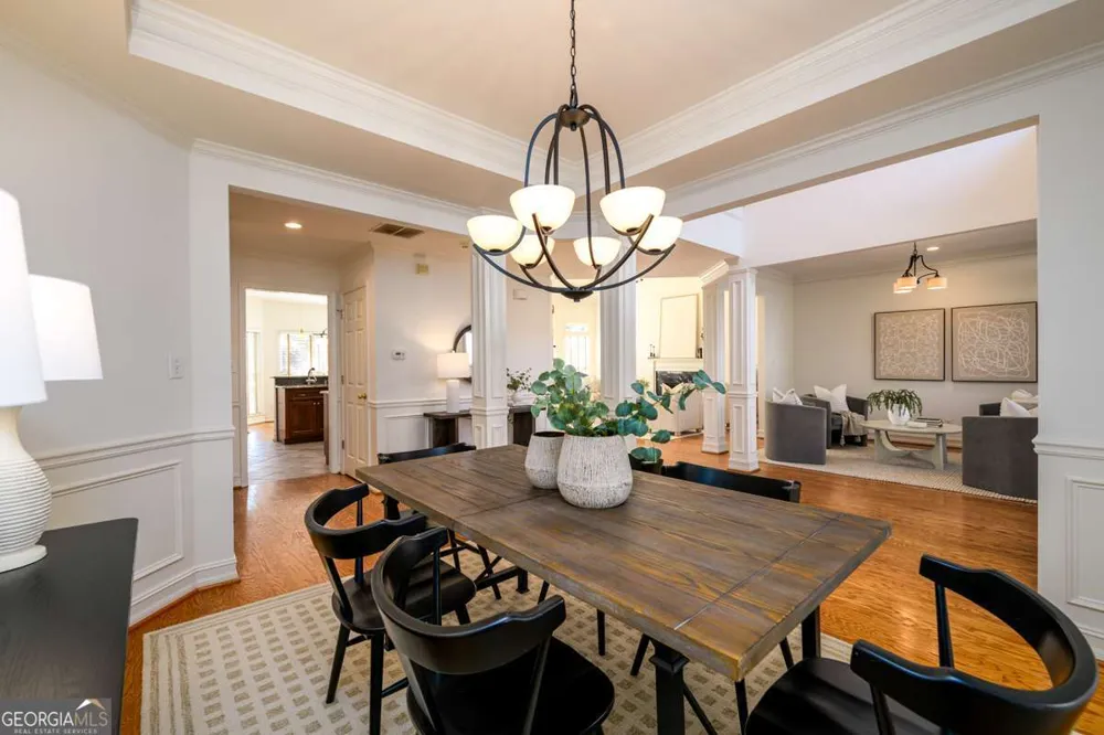 1560 Oak Park CV Decatur, GA 30033