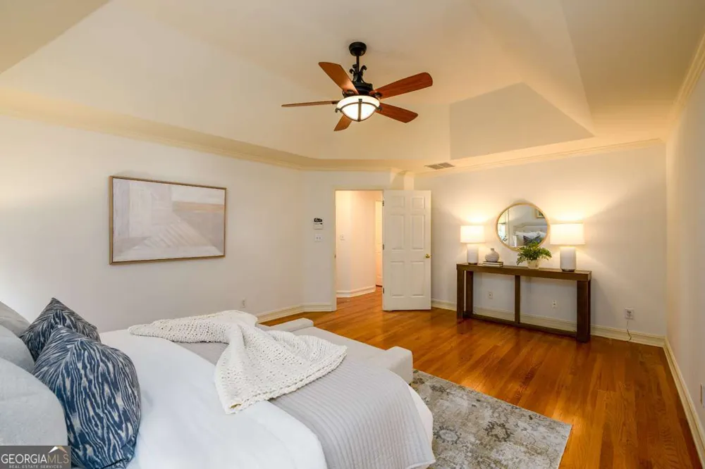 1560 Oak Park CV Decatur, GA 30033