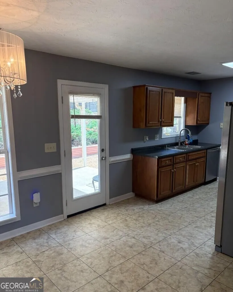 54 Lee RD Phenix City, AL 36870
