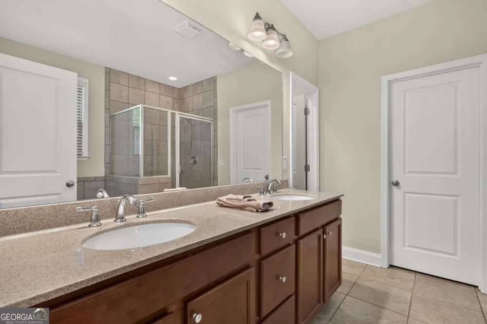 133 Marlow DR Woodstock, GA 30188