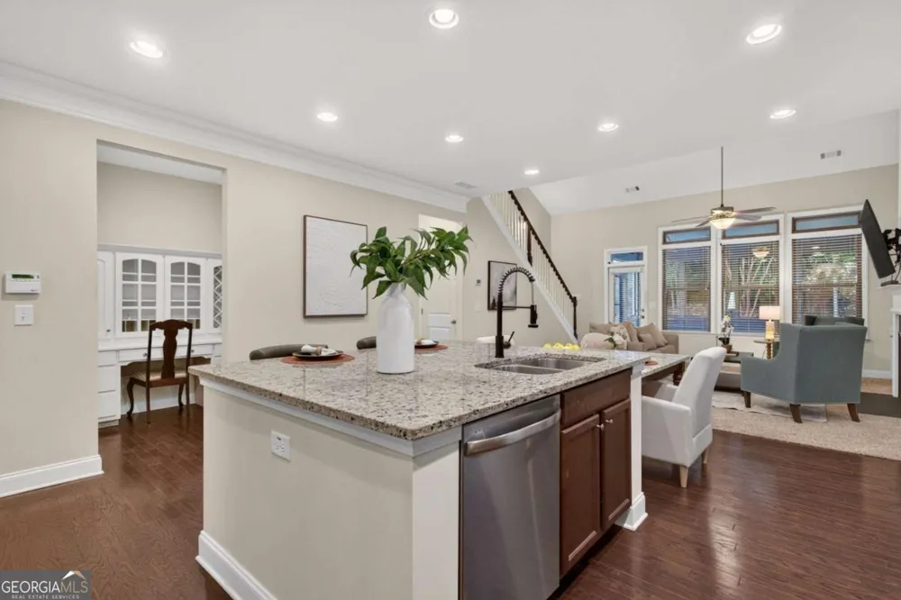 133 Marlow DR Woodstock, GA 30188