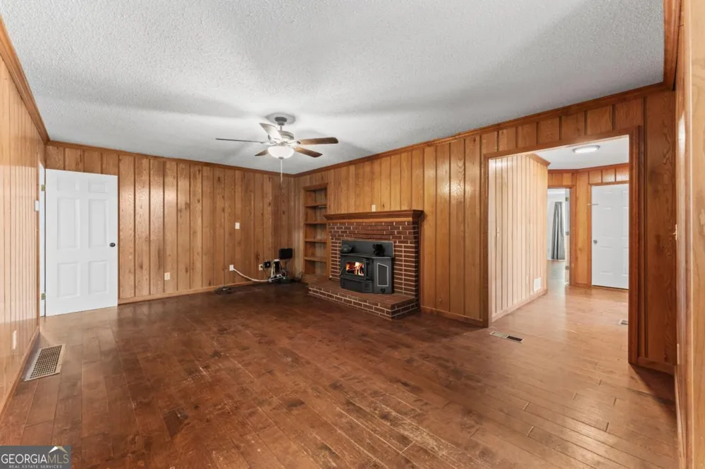 144 Hay Renfroe DR Dallas, GA 30157