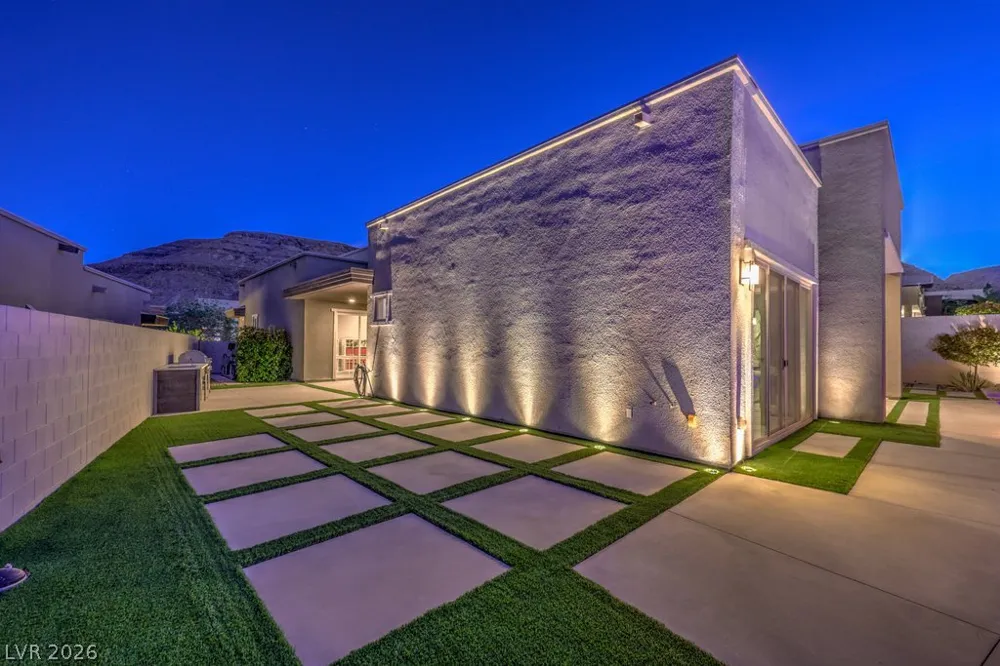 10494 Calico Terrace Avenue Las Vegas, NV 89135