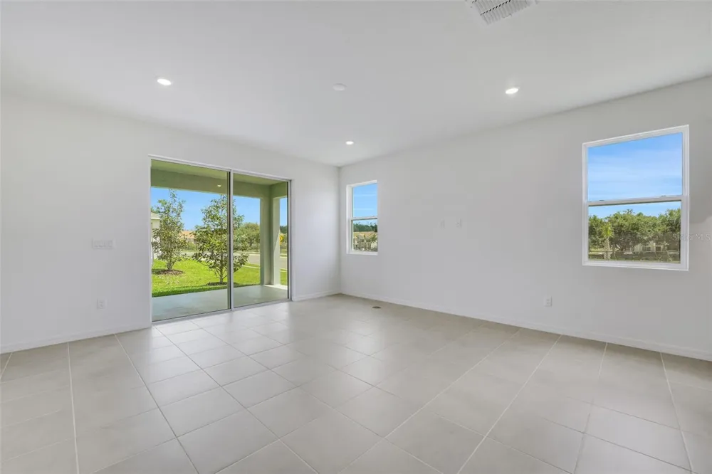 35103 TUSCAN HILL ROAD Dade City, FL 33525