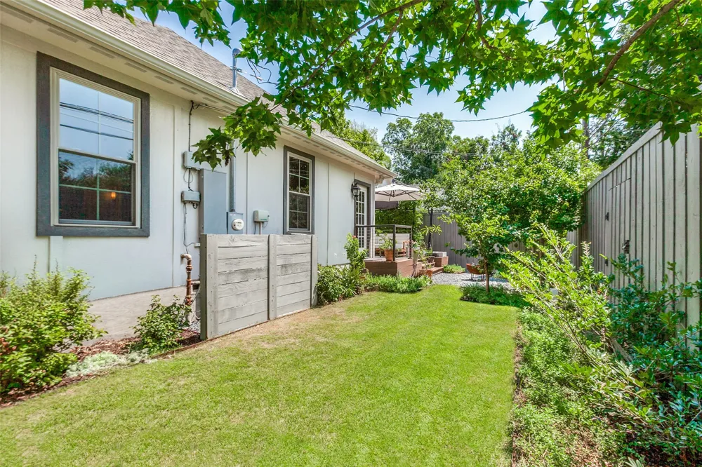 5834 Monticello Avenue Dallas, TX 75206