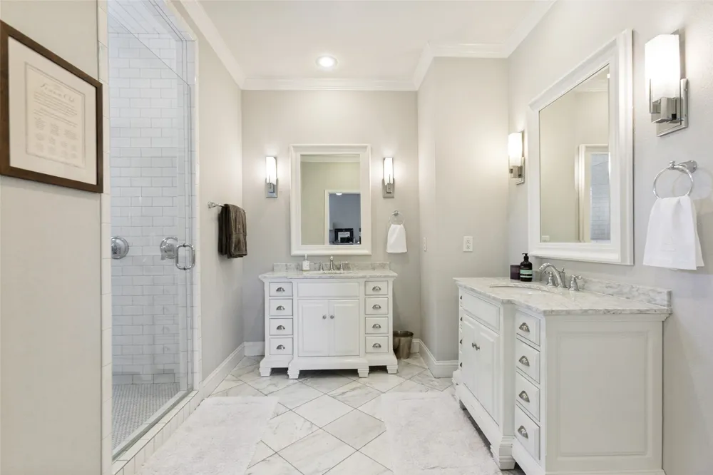 5834 Monticello Avenue Dallas, TX 75206
