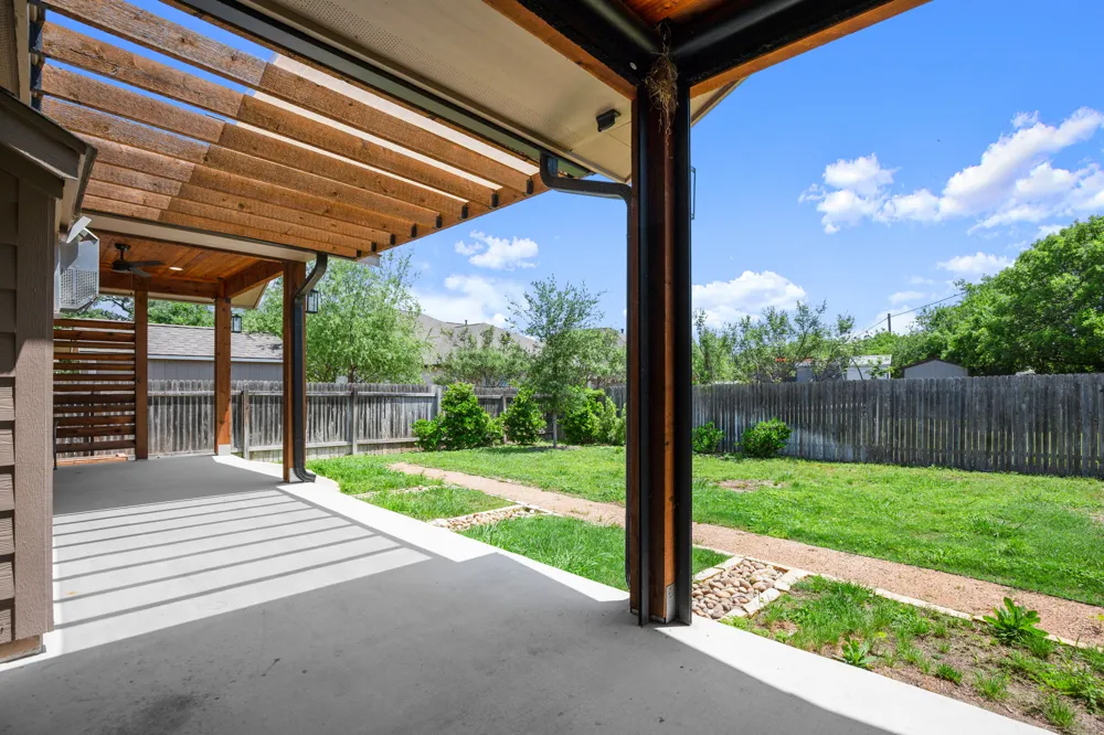 301 Bluff Street Buda, TX 78610