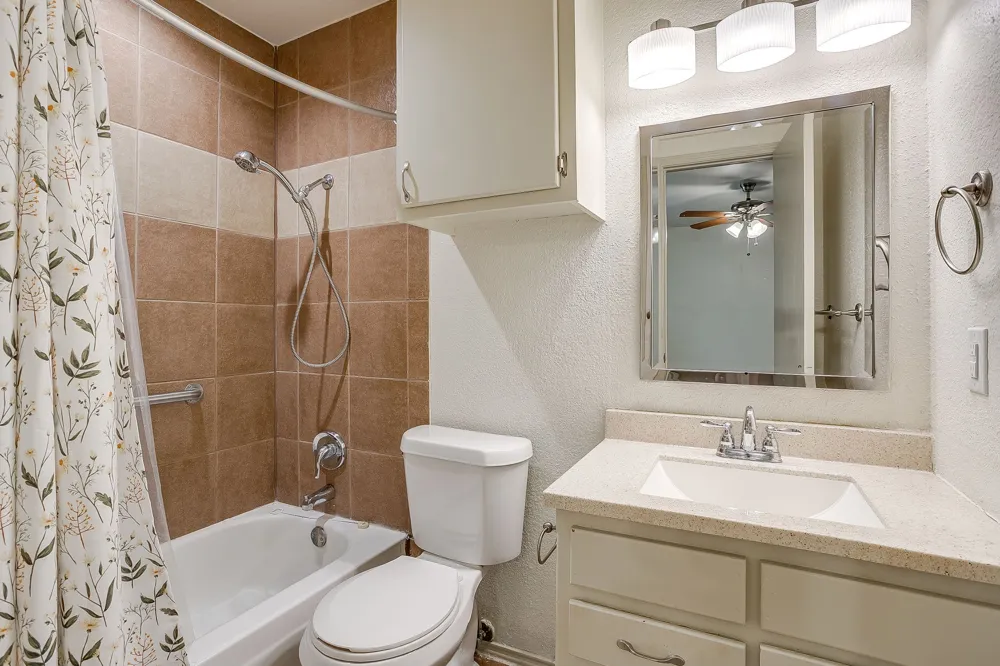 2610 Casa Blanca Court Arlington, TX 76015