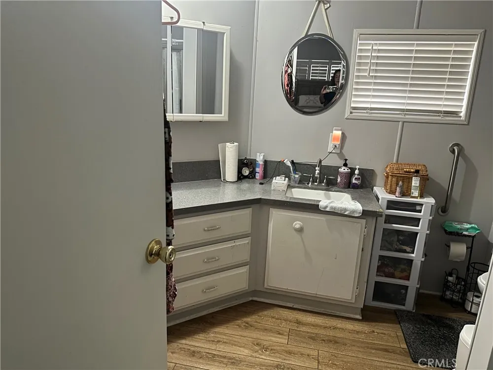 5001 W Florida Hemet, CA 92545