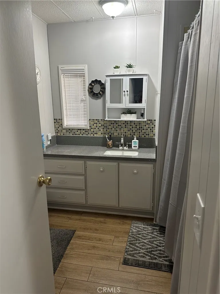 5001 W Florida Hemet, CA 92545