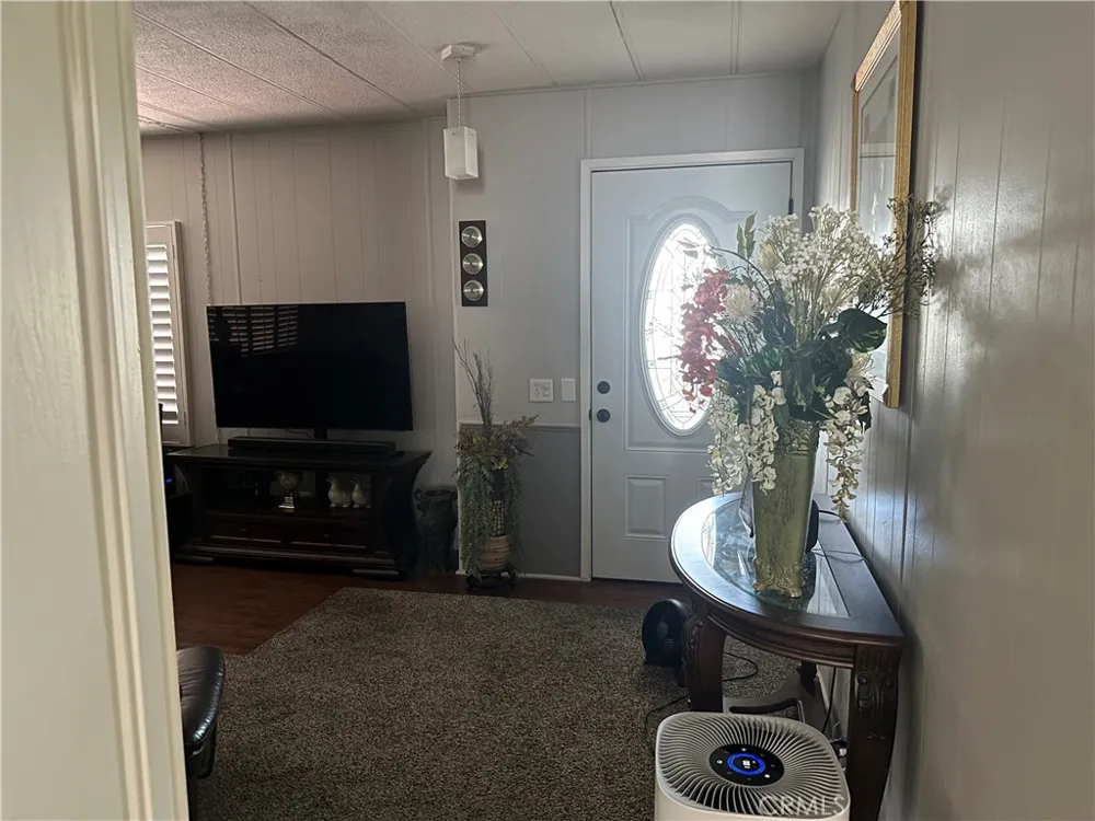 5001 W Florida Hemet, CA 92545