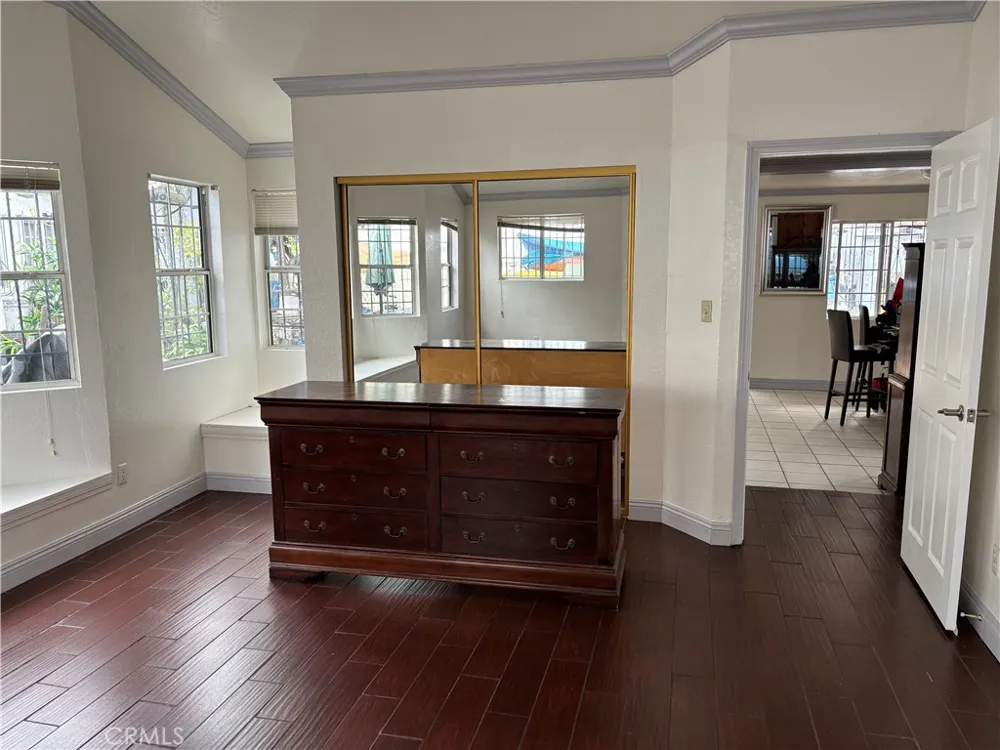 130 E Sycamore Arcadia, CA 91006