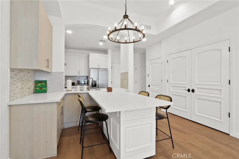 1598 Long Beach Boulevard #412 Long Beach, CA 90813