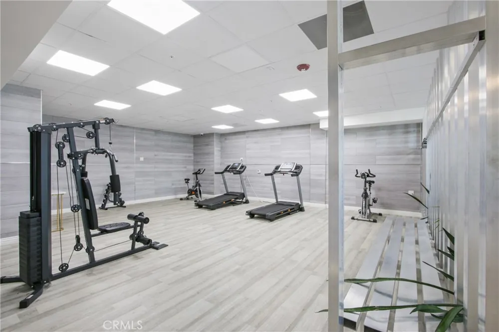 1598 Long Beach Boulevard #412 Long Beach, CA 90813