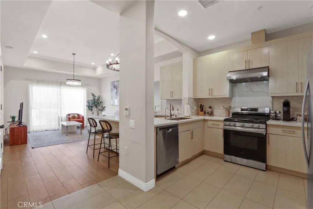 1598 Long Beach Boulevard #412 Long Beach, CA 90813
