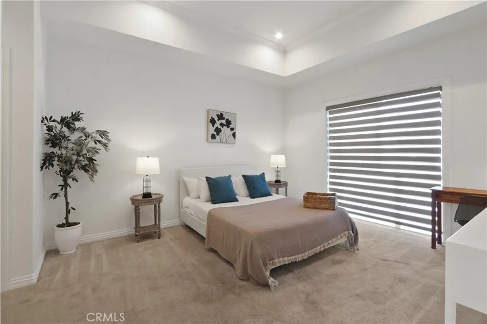 1598 Long Beach Boulevard #412 Long Beach, CA 90813