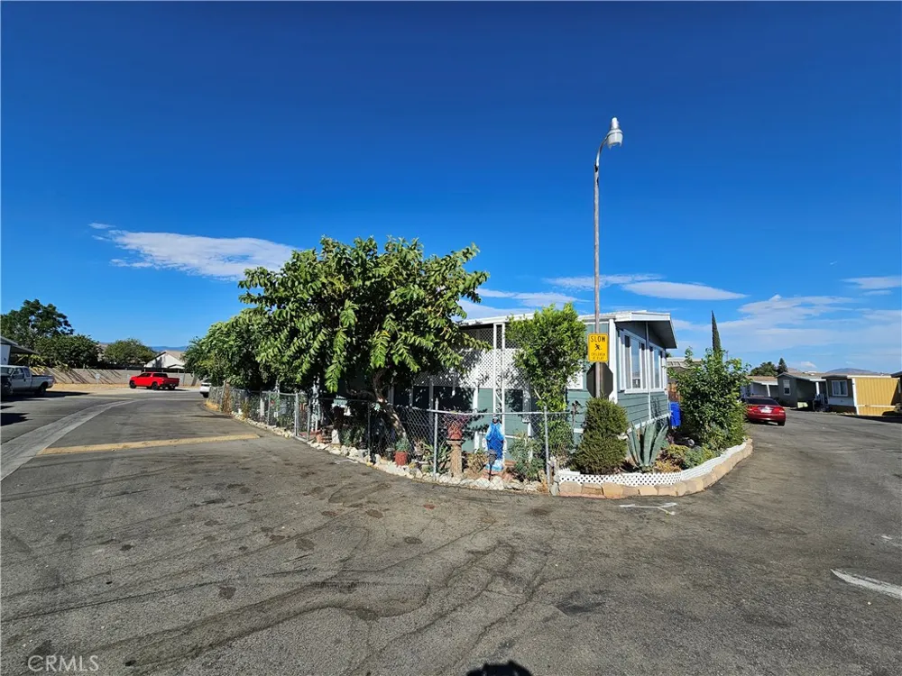 10701 Cedar #104 Bloomington, CA 92316