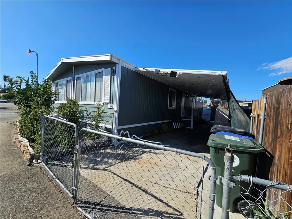 10701 Cedar #104 Bloomington, CA 92316